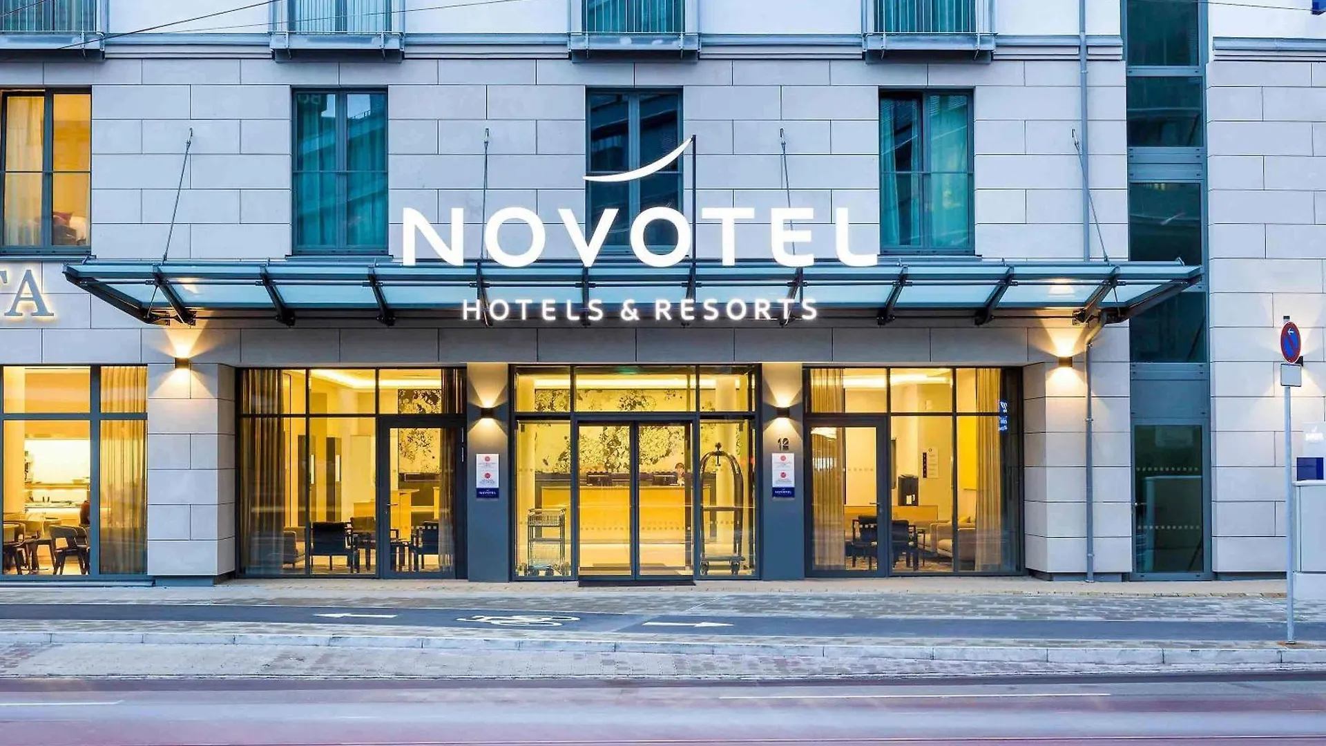 نوفوتيل Nuernberg Centre Ville ألمانيا